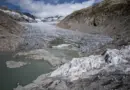 Savoie : Un village menacé par un lac glacière proche de la rupture, des travaux engagés